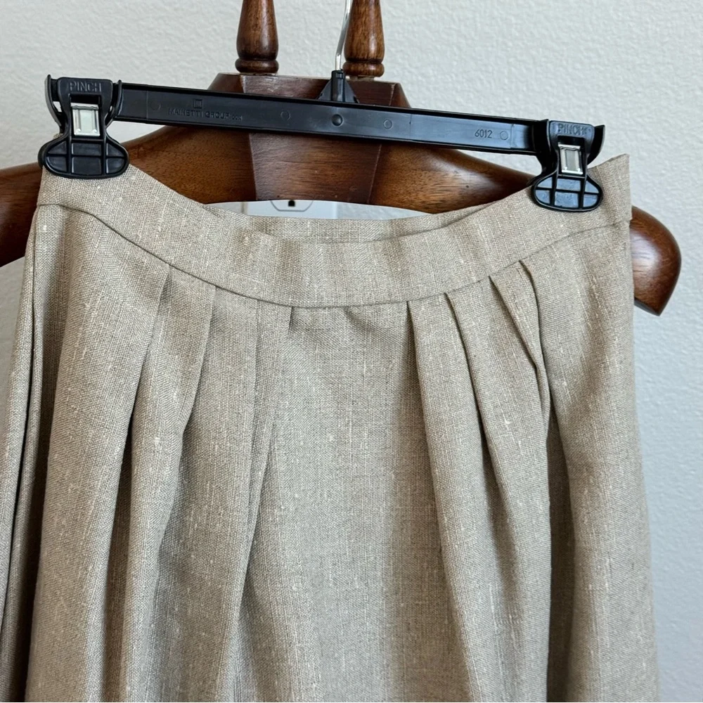 Oscar de la Renta Beige Midi Skirt - Elegant A-Line with Scalloped Hem - Picture 7 of 14